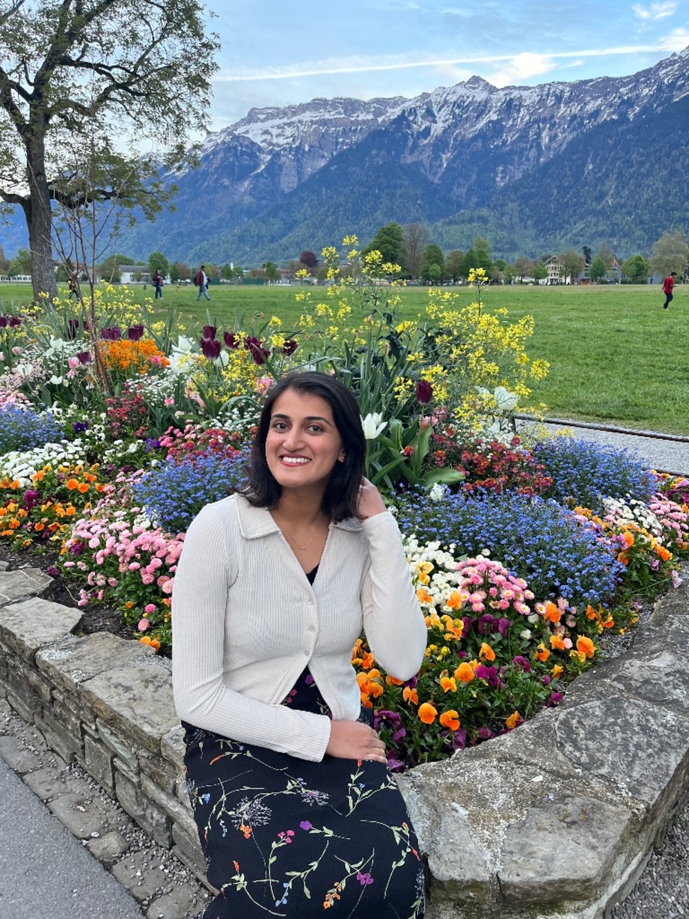 Meet your Posher, Saba